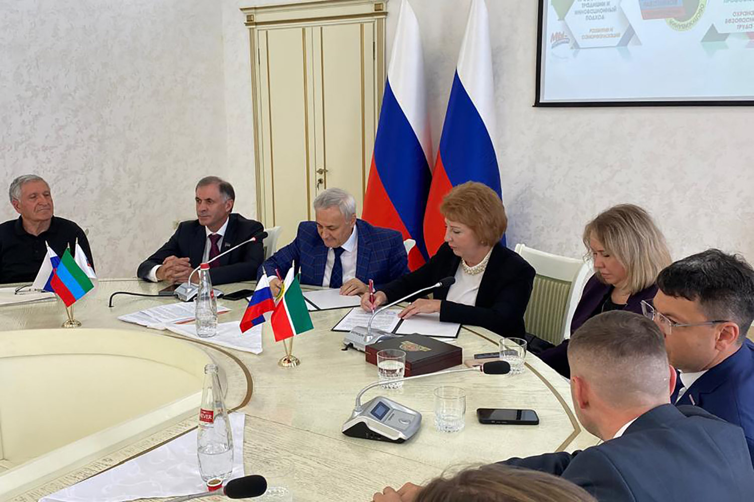 �������-��������� ������������ � ������������� ��������������� ����������� ���������