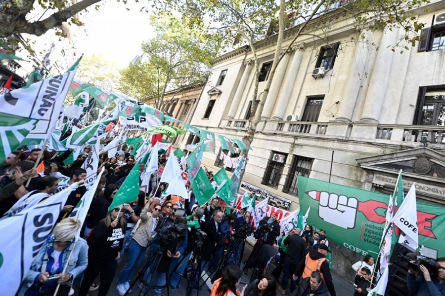 Конфедерация организаций государственных служащих Конфедерация организаций государственных служащих