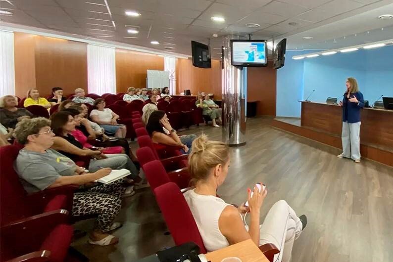 Безопасность детей: полезная встреча в Отделении СФР по Кузбассу с координатором «ЛизаАлерт»