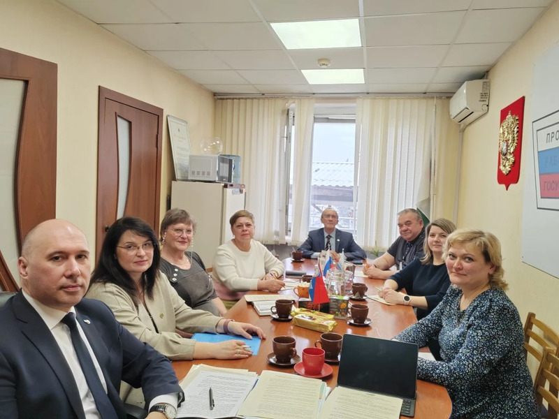 На заседании президиума Новосибирской организации обсудили первомайские акции и страхование членов Профсоюза